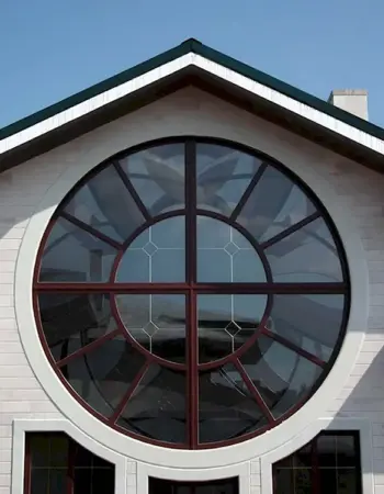 Круглое окно Рехау